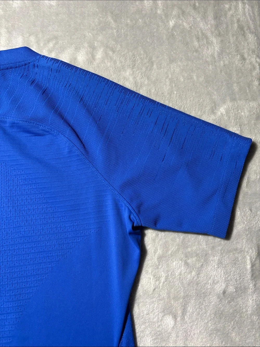 Nike VaporKnit Men’s S Blue Soccer Training Jersey Dri Fit Performance